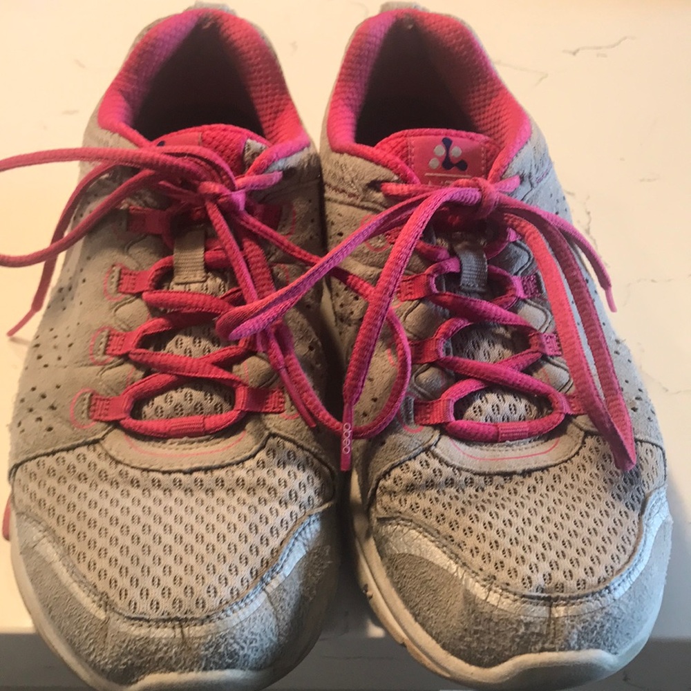 Abeo Lite Womens Walking Shoes